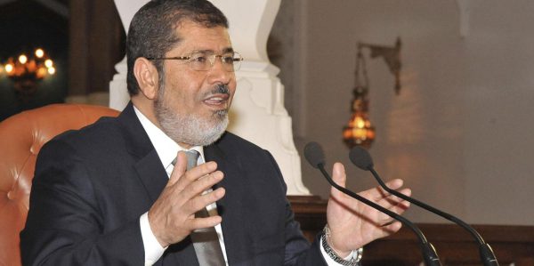 Neuer Präsident Mursi legt Amtseid ab