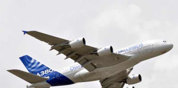 Druckabfall zwingt A380 zur Landung