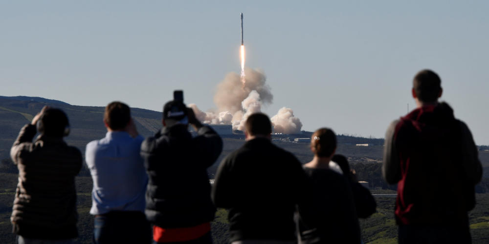 Erster Raketenstart von SpaceX seit Explosion