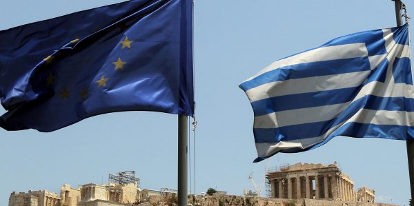 Griechen wollen im Euroland bleiben