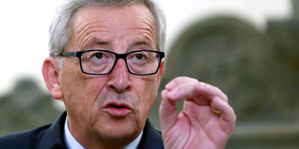 Juncker: „Noch nicht über den Berg“