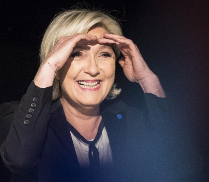 Marine Le Pen – die EU-Feindin