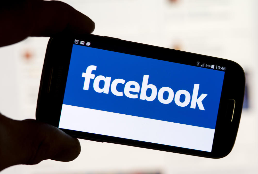 Facebook  ändert Angebot zu Top-Themen