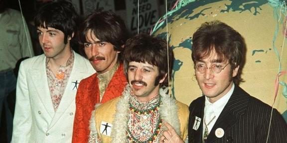 Auktionshaus versteigert Fotos der Beatles