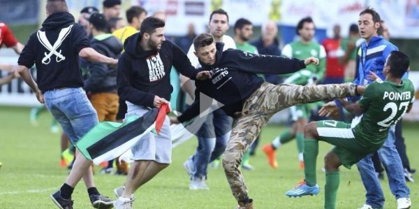 Aktivisten jagen Maccabi-Haifa-Kicker