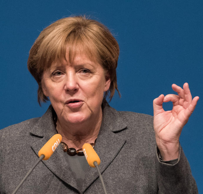 Jeder Zweite gegen vierte Amtszeit von Kanzlerin Merkel