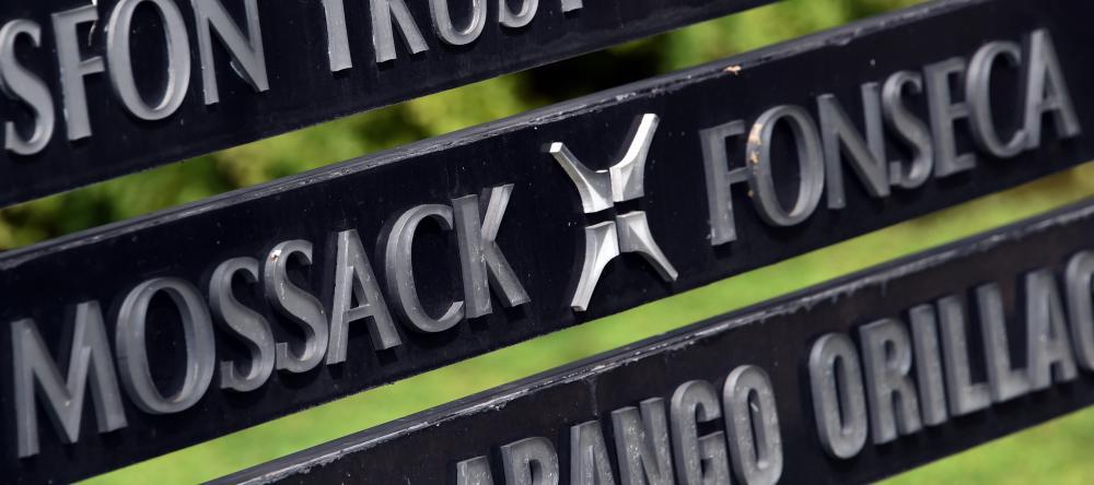 Mossack Fonseca verlässt drei britische Inseln