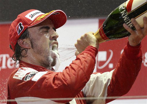 Alonso siegt in Singapur
