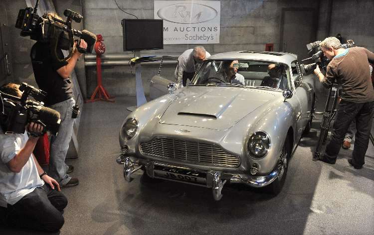 James-Bond-Auto für 2,6 Millionen Pfund versteigert