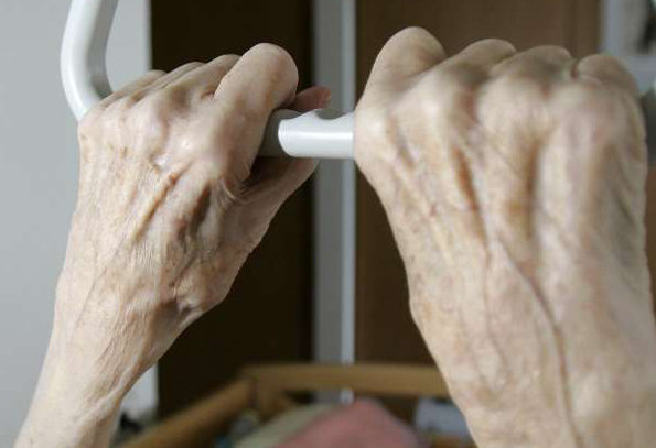 Psychopharmaka bei Senioren: Keine genauen Zahlen, keine Kontrolle