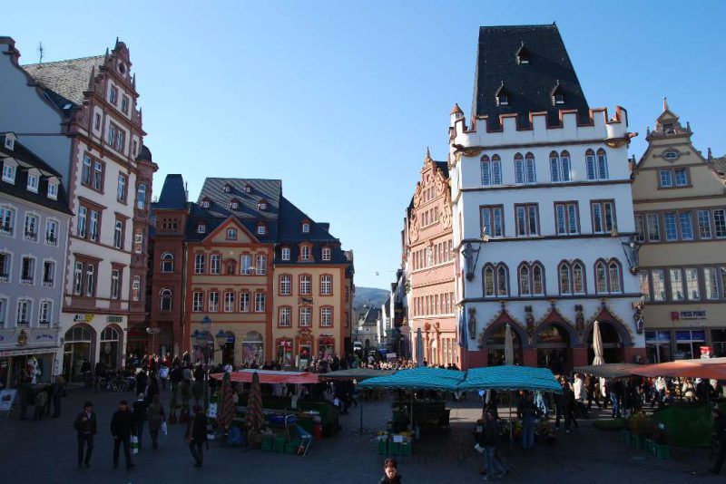 Trier: Hoteliers gegen „Bettensteuer“
