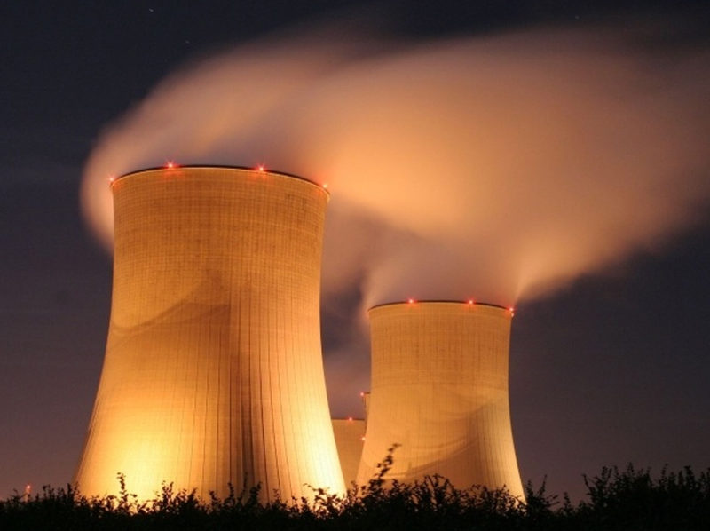 Frankreich fordert internationale Finanzierung von Atomkraftwerken