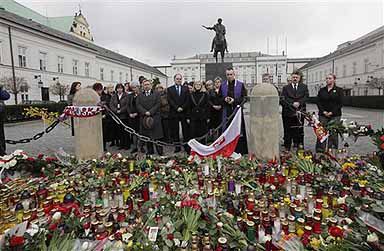 Internationale Betroffenheit über Tod Kaczynskis