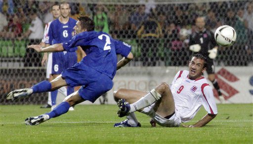Mondial-2010/qualifications – La France et le Portugal font grise mine, Luxembourg-Moldavie match nul