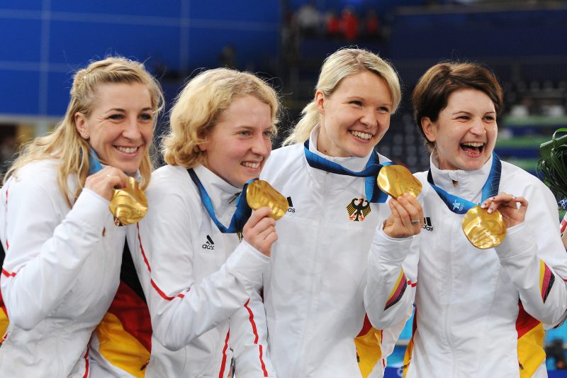 Trotz Bauchlandung: Deutsche Damen holen Team-Gold