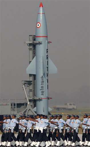 L’Inde teste deux missiles à capacité nucléaire