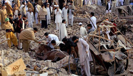 Au moins trois morts dans un nouvel attentat suicide au Pakistan