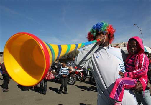 Vuvuzelas geht die Luft aus: UEFA verhängt Verbot