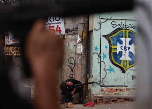 Brasilien: Polizei stürmt Slum in Rio